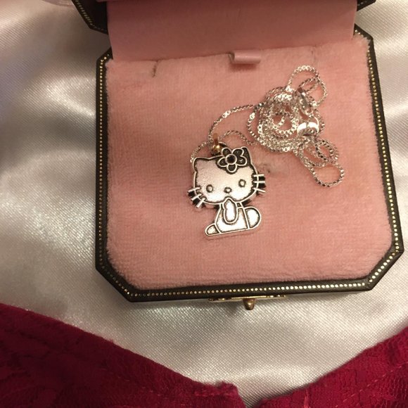 ADORABLE saphhire pink vinatge hello kitty corset and matching pendent! - Picture 13 of 14